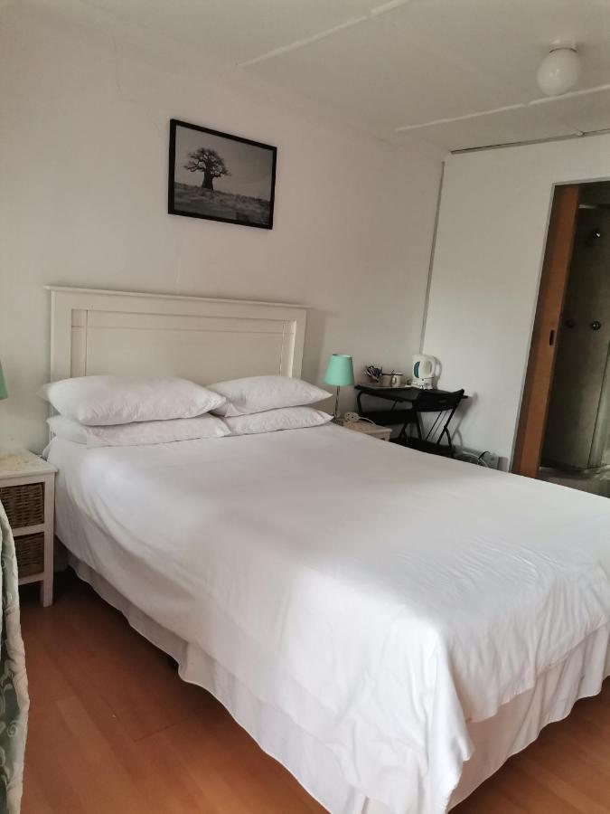 Palm Tree Bnb Източен Лондон Екстериор снимка